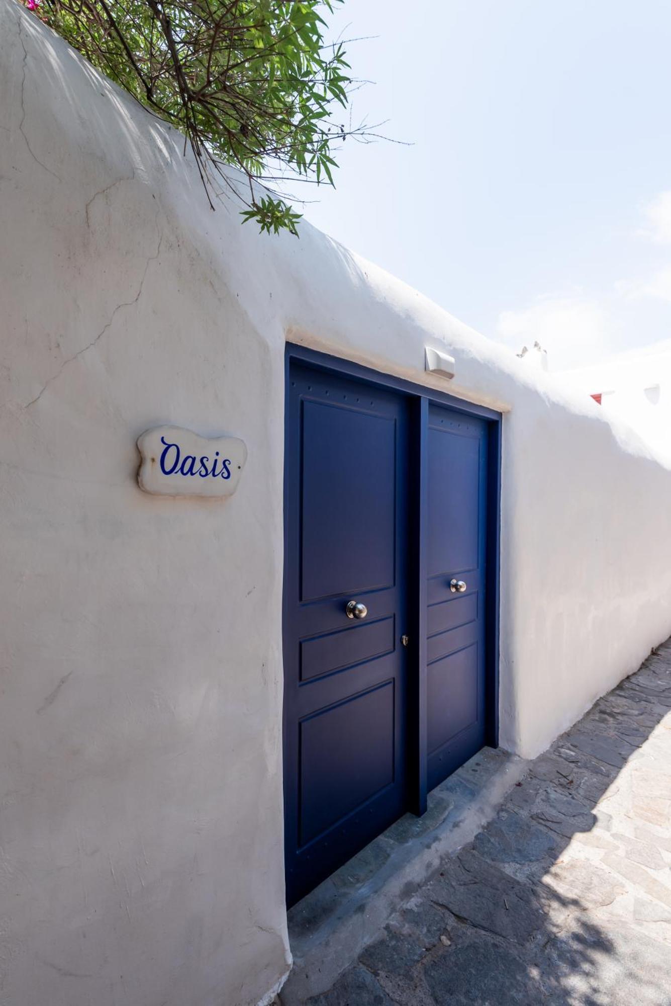 Olive Tree Mykonos Town Semi-Basement Apartment エクステリア 写真