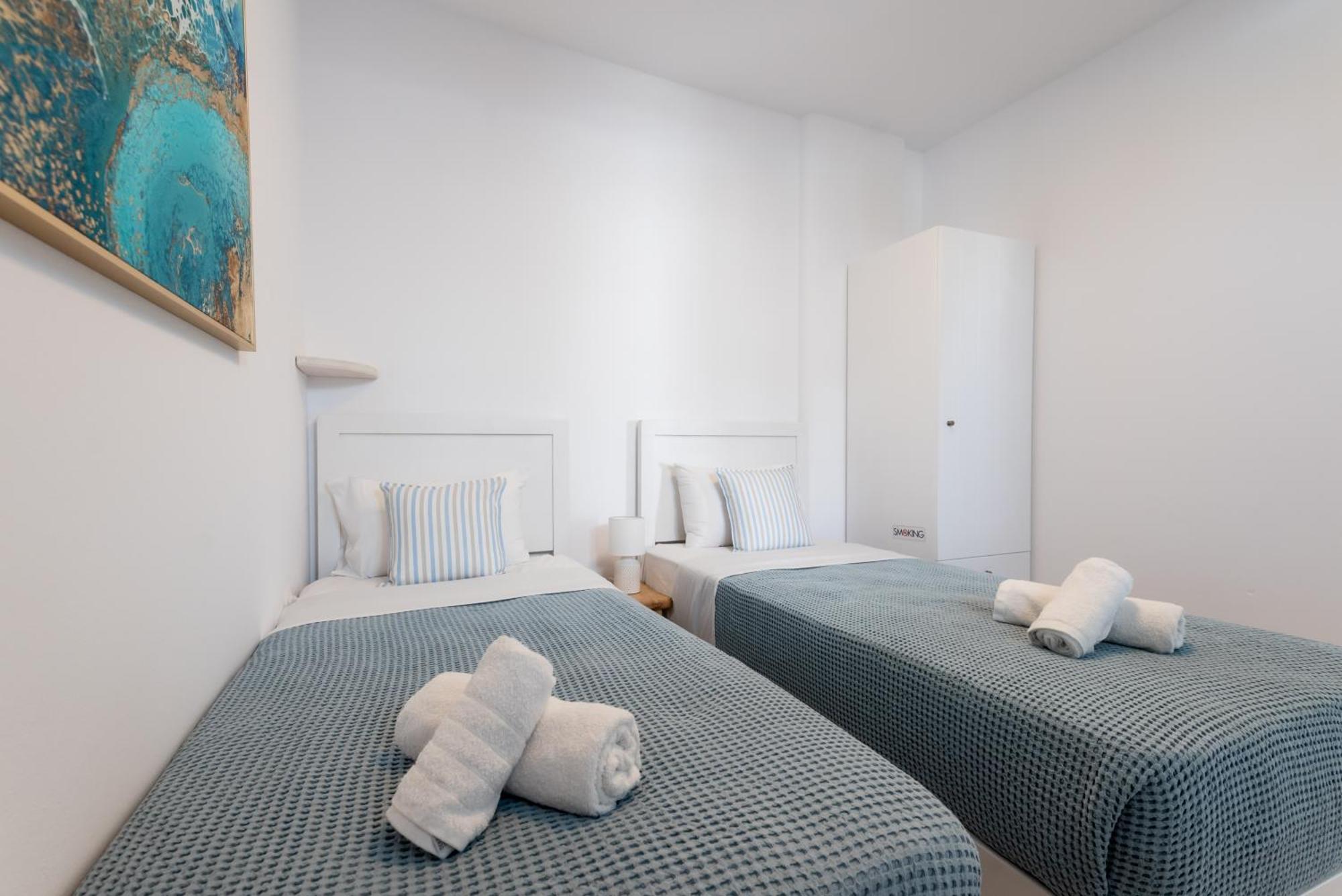 Olive Tree Mykonos Town Semi-Basement Apartment エクステリア 写真